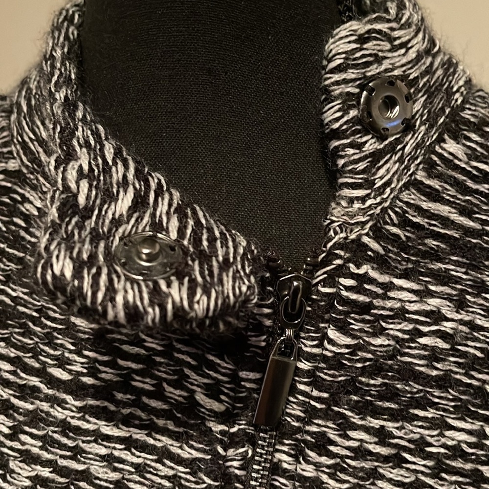 RW&CO. Zip Up Wool Blend Jacket/Cardigan. Size Small - Picture 4 of 11